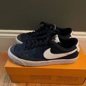 Nike Blazer Low 77 Sz 5.5